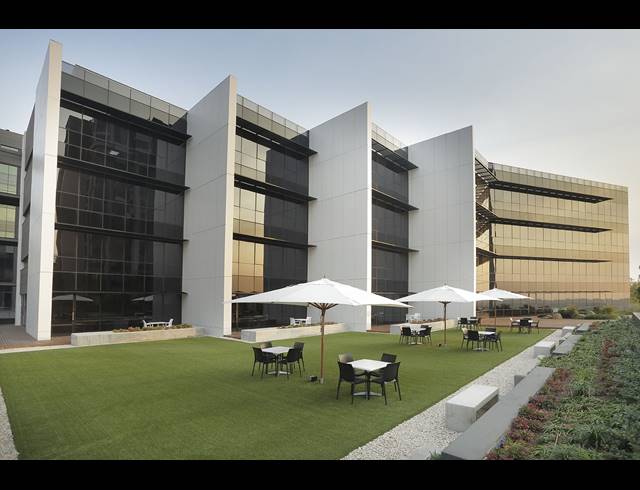 560M² OFFICE TO LET IN SANDTON CENTRAL